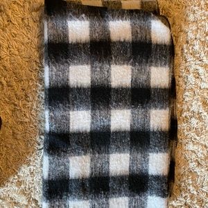 Blanket scarf